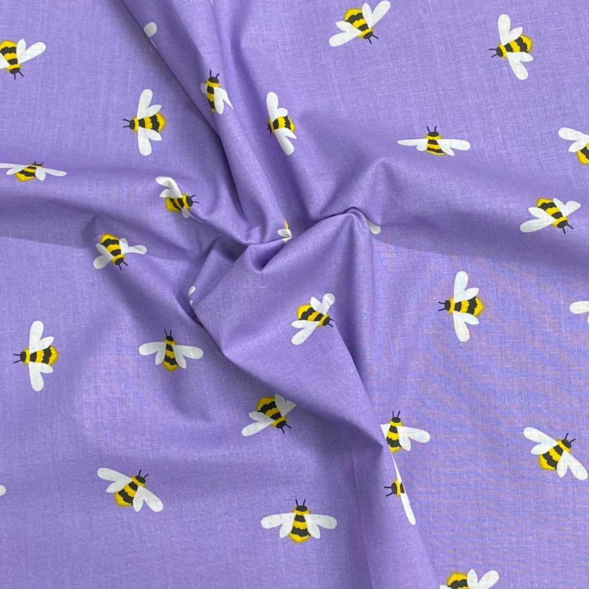 Pound A Metre Make Your Own: Fat Quarter Bundle (Design-16)