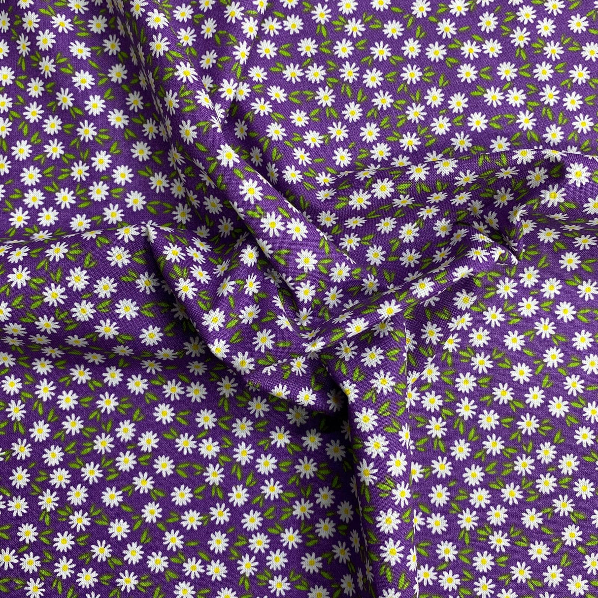 Pound A Metre Make Your Own: Fat Quarter Bundle (Design-3)