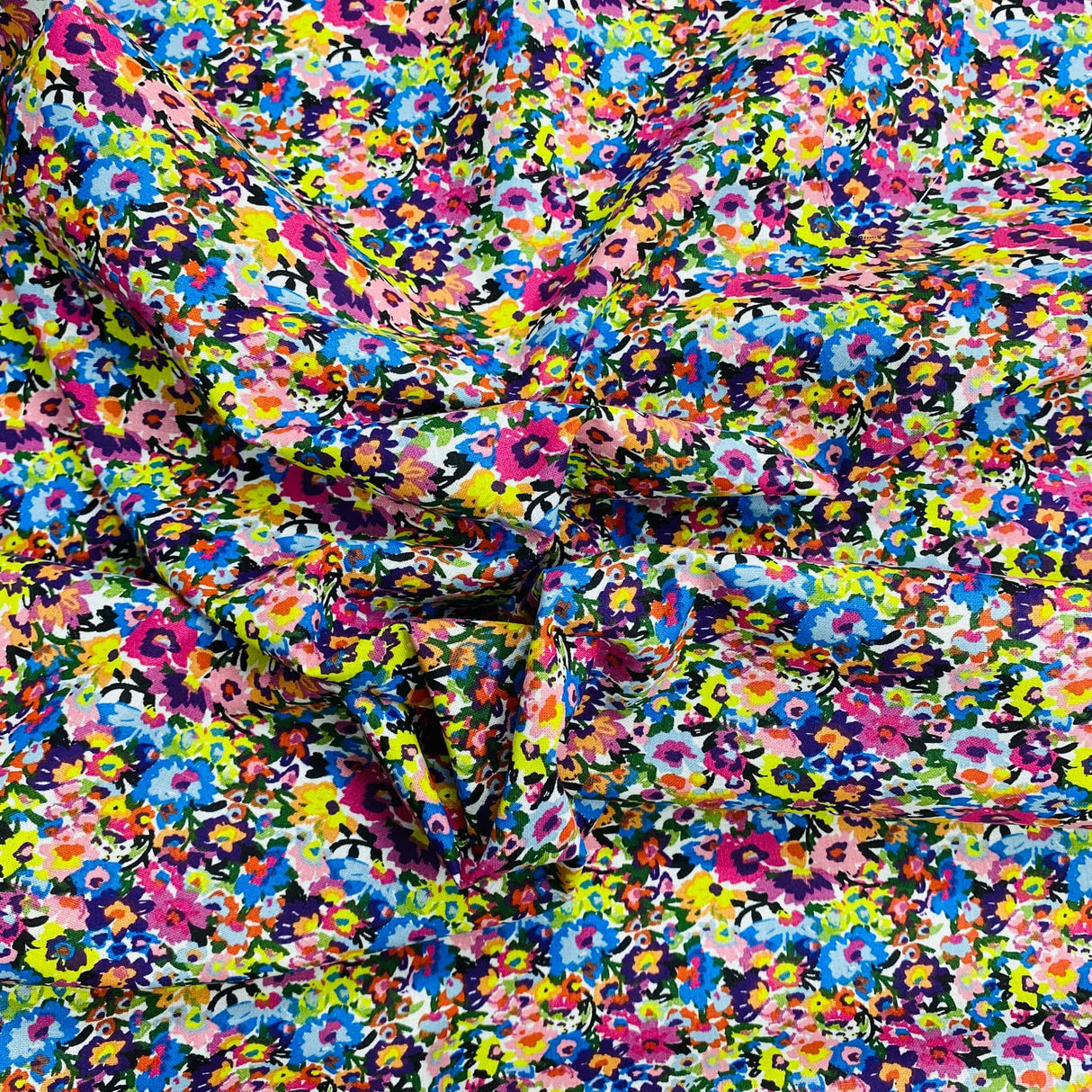 Pound A Metre Per Metres Per Metre 100% Digital Cotton Print - (Bloom)