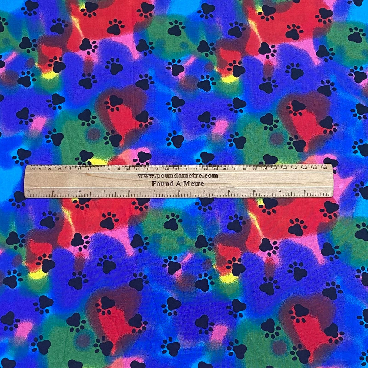 Pound A Metre Per Metres Per Metre 100% Digital Cotton Print - (Colourful Paws)