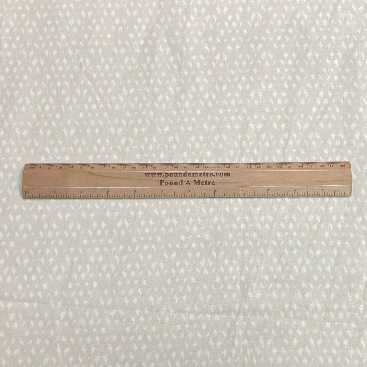 Pound A Metre Per Metres Per Metre 100% Digital Cotton Print - (Cow)