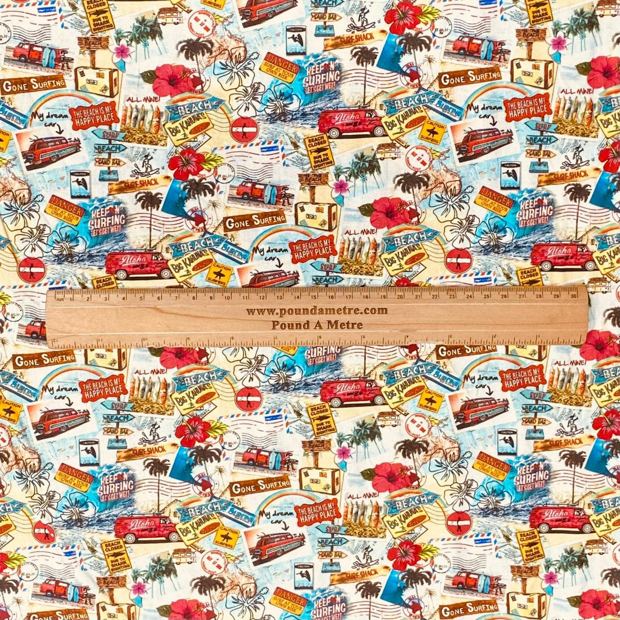 Pound A Metre Per Metre Per Metre Beautiful Digitally Printed 100% Cotton- 45" Wide (Beach)