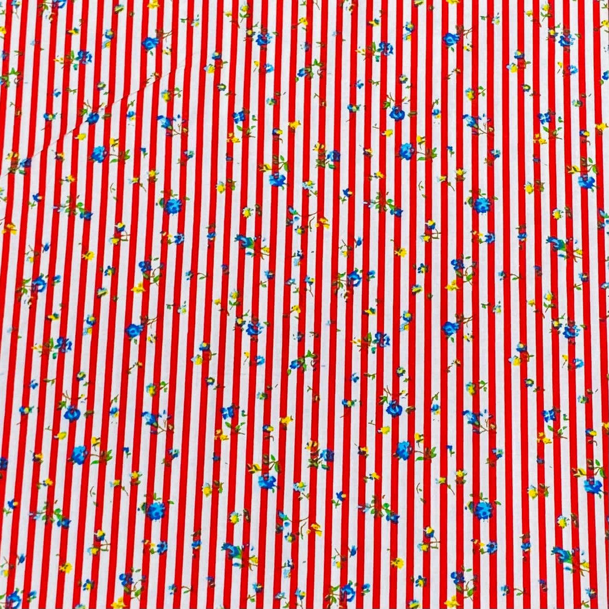 Pound A Metre Per Metre Per Metre Beautiful Digitally Printed 100% Cotton- 45" Wide (Candy Cain)