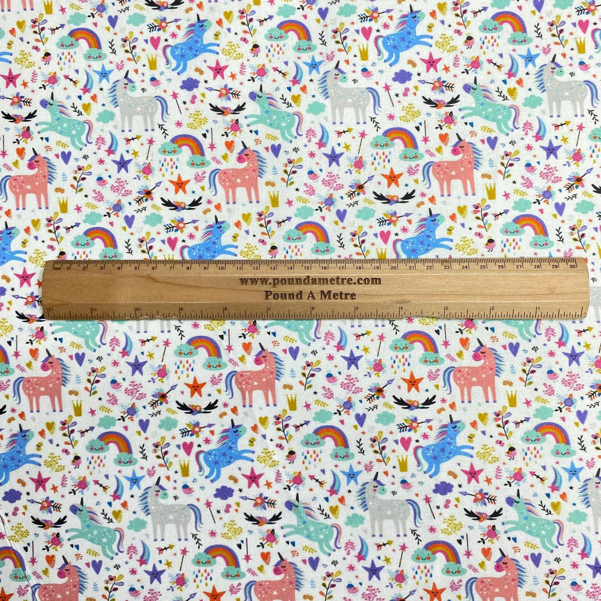 Pound A Metre Per Metre Per Metre Beautiful Digitally Printed 100% Cotton- 45" Wide (Deal 20) (Cotton-Deal)