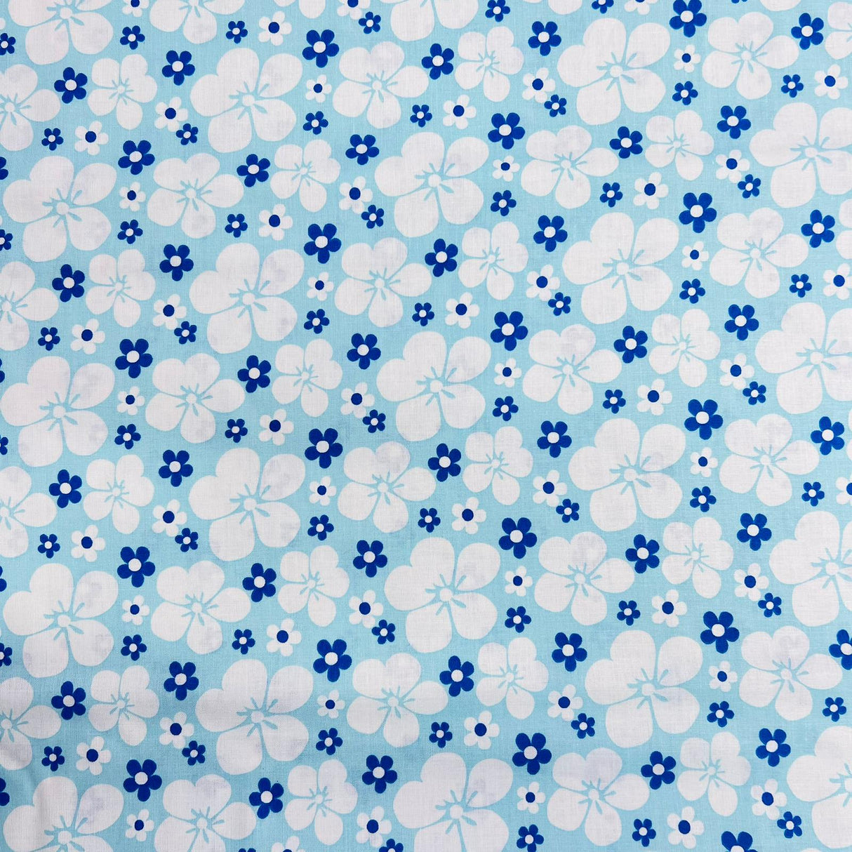 Pound A Metre Per Metre Per Metre Beautiful Digitally Printed 100% Cotton- 45" Wide (Deal 28) (Cotton-Deal)