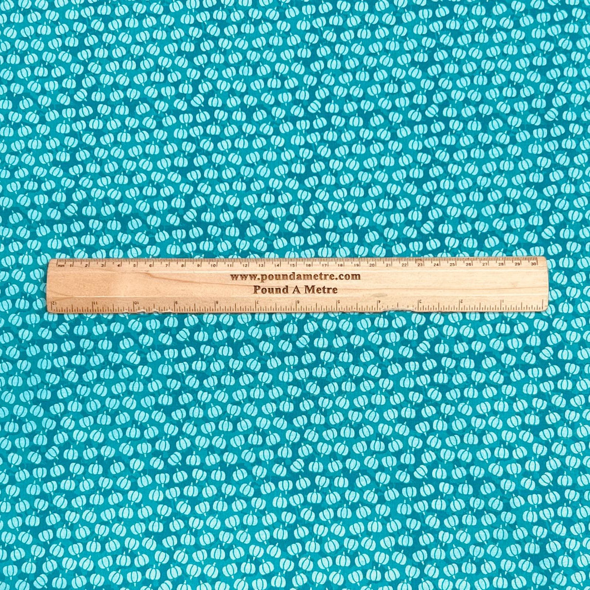 Pound A Metre Per Metre Per Metre Beautiful Digitally Printed 100% Cotton- 45" Wide (Deal 32) (Cotton-Deal)