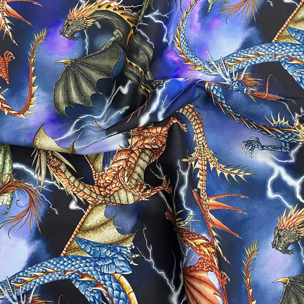 Pound A Metre Per Metre Per Metre Beautiful Digitally Printed 100% Cotton- 45" Wide (Dragon)