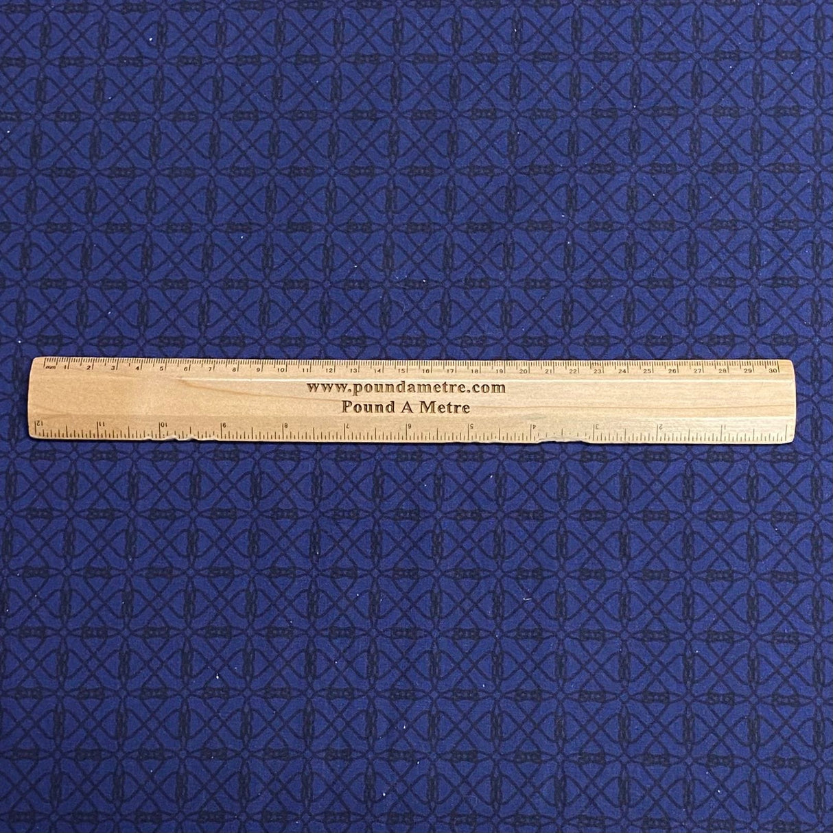Pound A Metre Per Metre Per Metre Beautiful Digitally Printed 100% Cotton- 45" Wide (Navy)