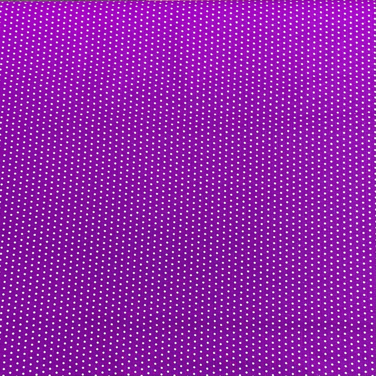 Pound A Metre Per Metre Per Metre Beautiful Digitally Printed 100% Cotton- 45" Wide (Purple Polka)