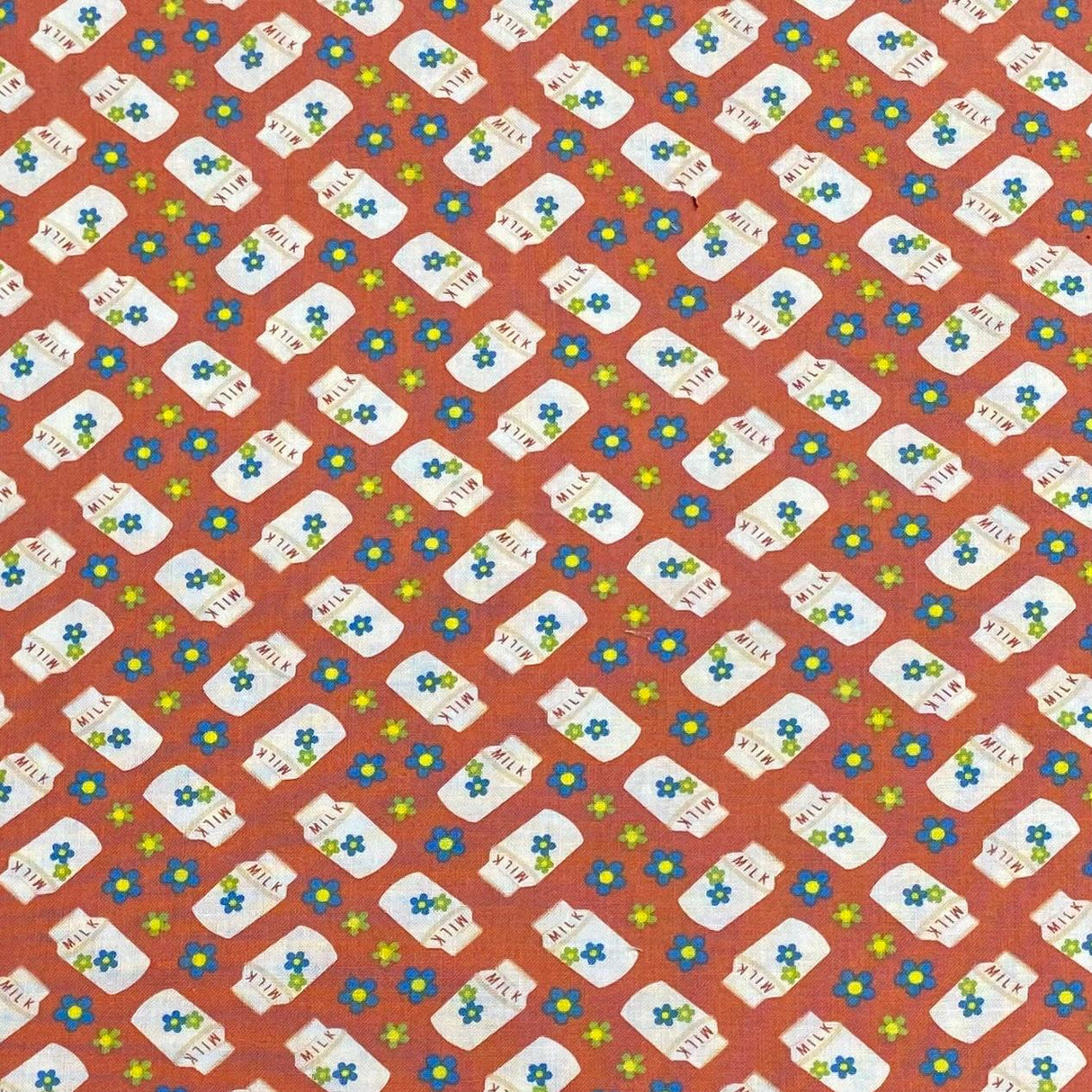 Pound A Metre Per Metre Per Metre Beautiful Digitally Printed 100% Cotton- 45" Wide (Red Bottle) (Cotton-Deal)