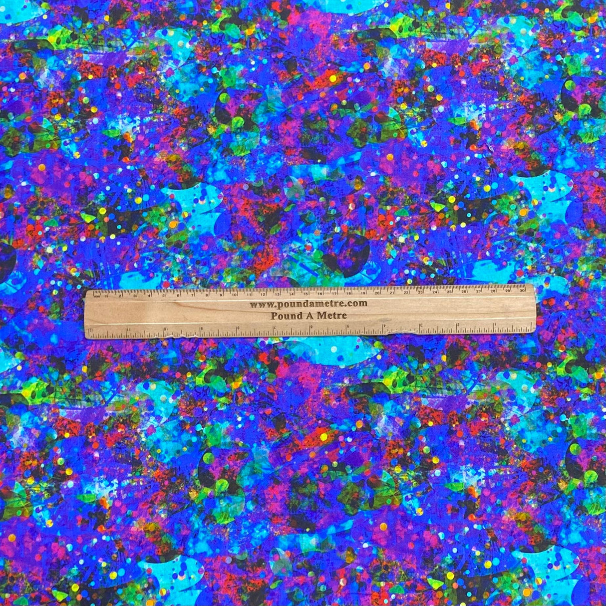 Pound A Metre Per Metre Per Metre Beautiful Digitally Printed 100% Cotton- 45" Wide (Thunder)