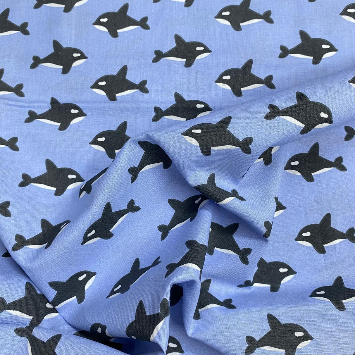 Pound A Metre Per Metre Per Metre Beautiful Digitally Printed 100% Cotton- 45" Wide (Whale)