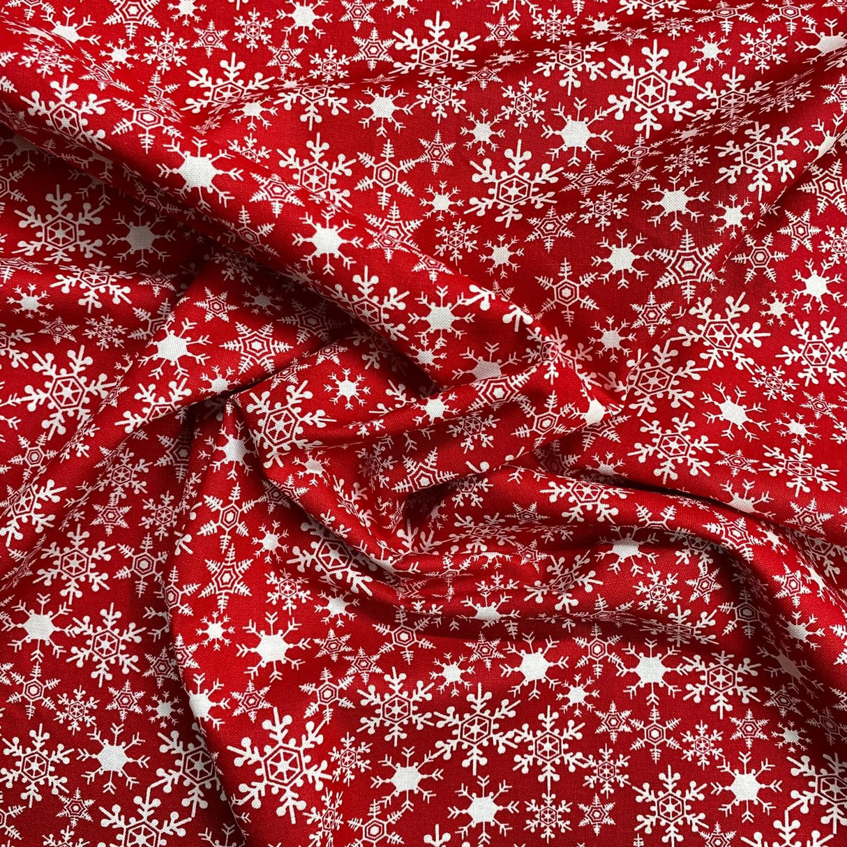 Pound A Metre Per Metre Per Metre Digitally Printed 100% Cotton- 45" Wide (Snow)