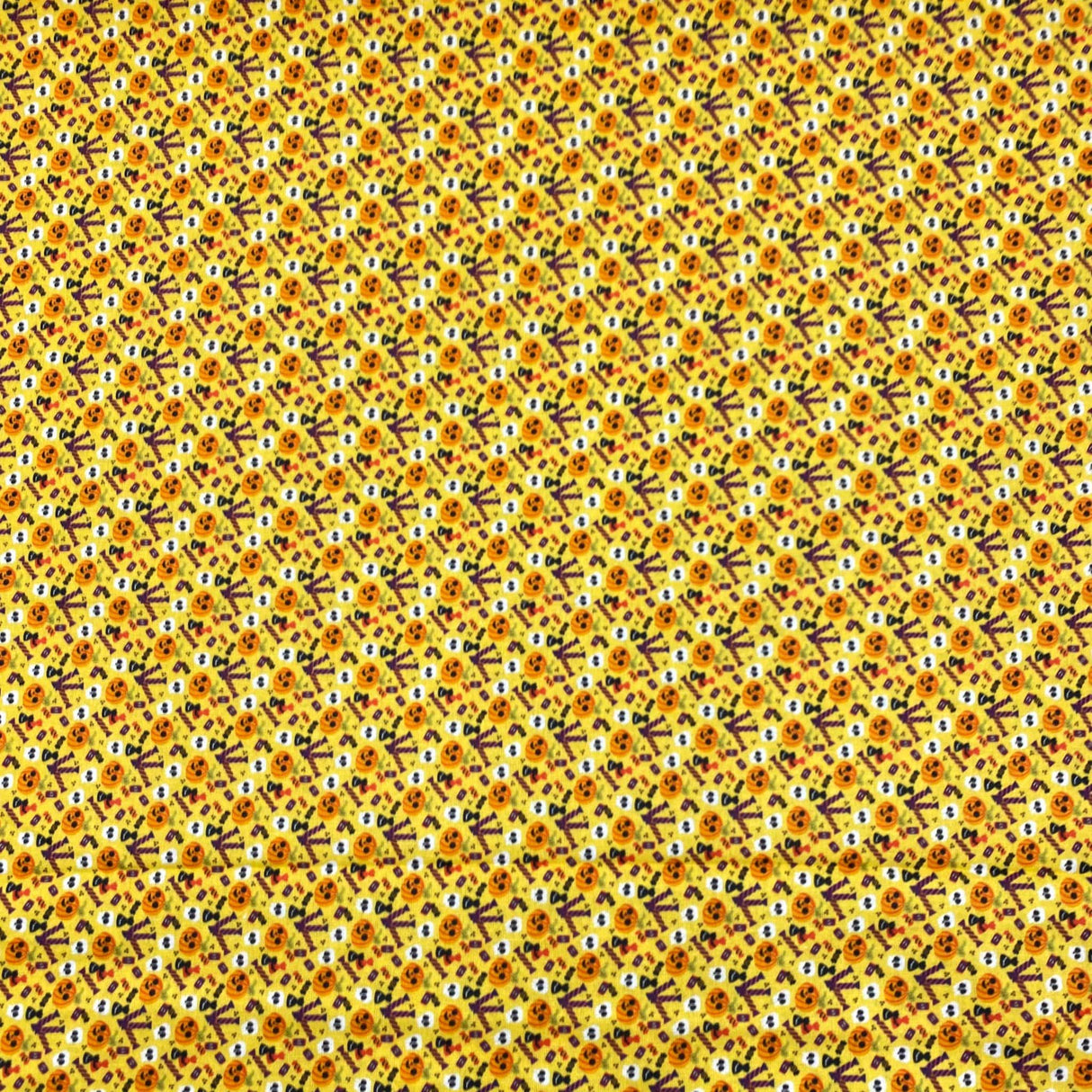 Pound A Metre Per Metre Per Metre Digitally Printed Halloween 100% Cotton- 45" Wide (Halloween)