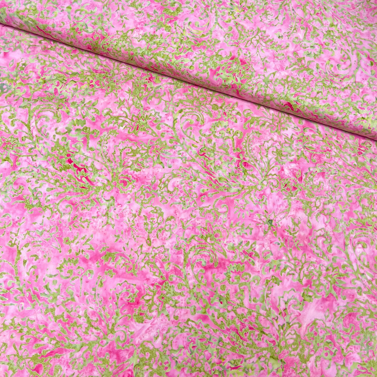 Pound A Metre Per Metre Luxurious Quality 100% Indian Cotton Batik - 45" Wide (Blossom)