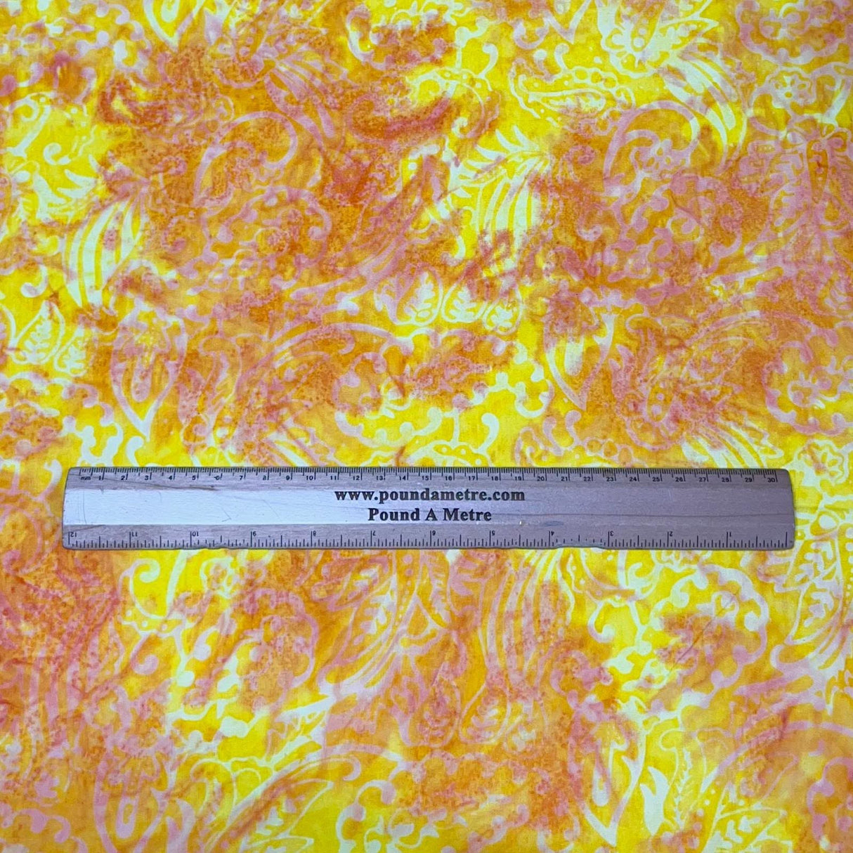 Pound A Metre Per Metre Luxurious Quality 100% Indian Cotton Batik - 45" Wide (Sun)