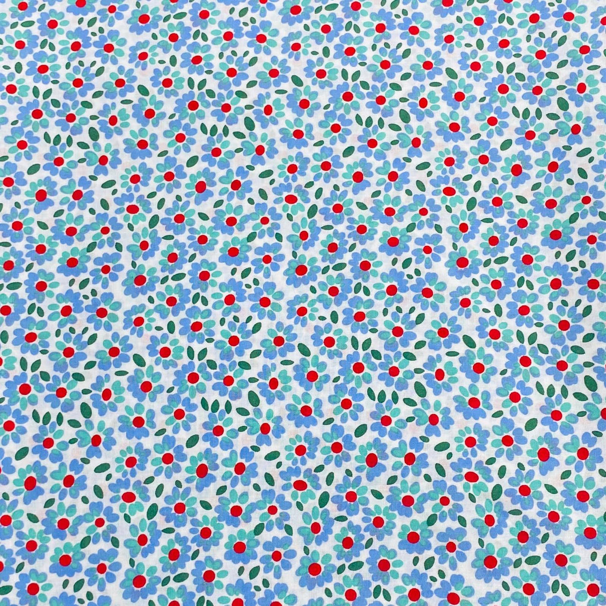 Pound A Metre Per Metre Per Metre Luxury Dressmaking 100% Digital Printed Cotton Lawn- 55" (Blueberry)