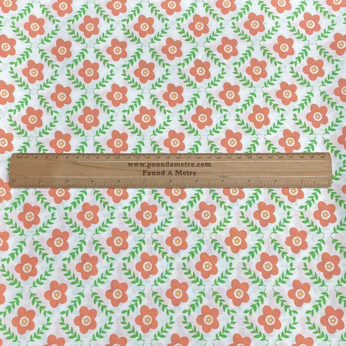 Pound A Metre Per Metre Per Metre Luxury Dressmaking 100% Digital Printed Cotton Lawn- 55" (Flower Patch)