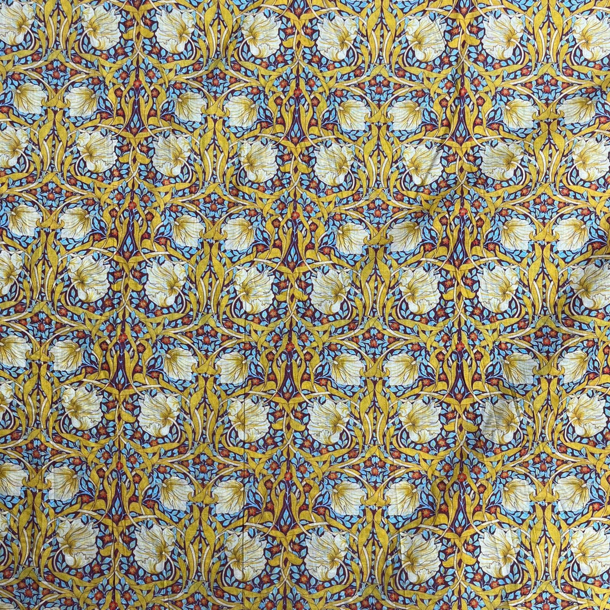 Pound A Metre Per Metre Luxury Dressmaking 100% Digital Printed Cotton Lawn- 55" (Garden)