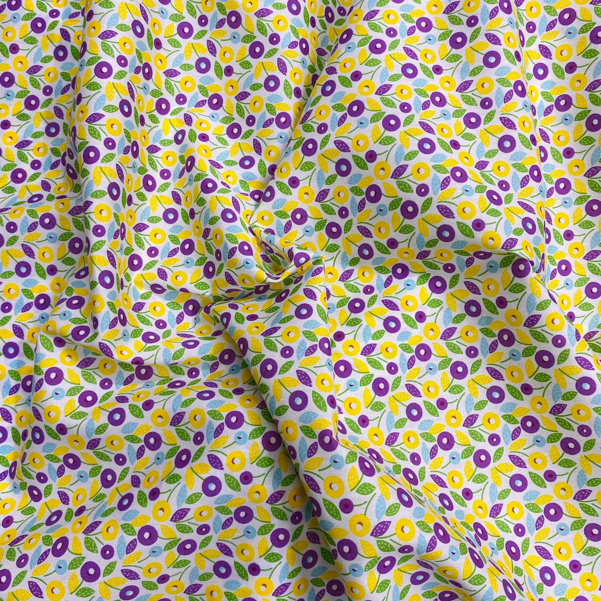 Pound A Metre Per Metre Per Metre Luxury Dressmaking 100% Digital Printed Cotton Lawn- 55" (Yellow & Lemon)