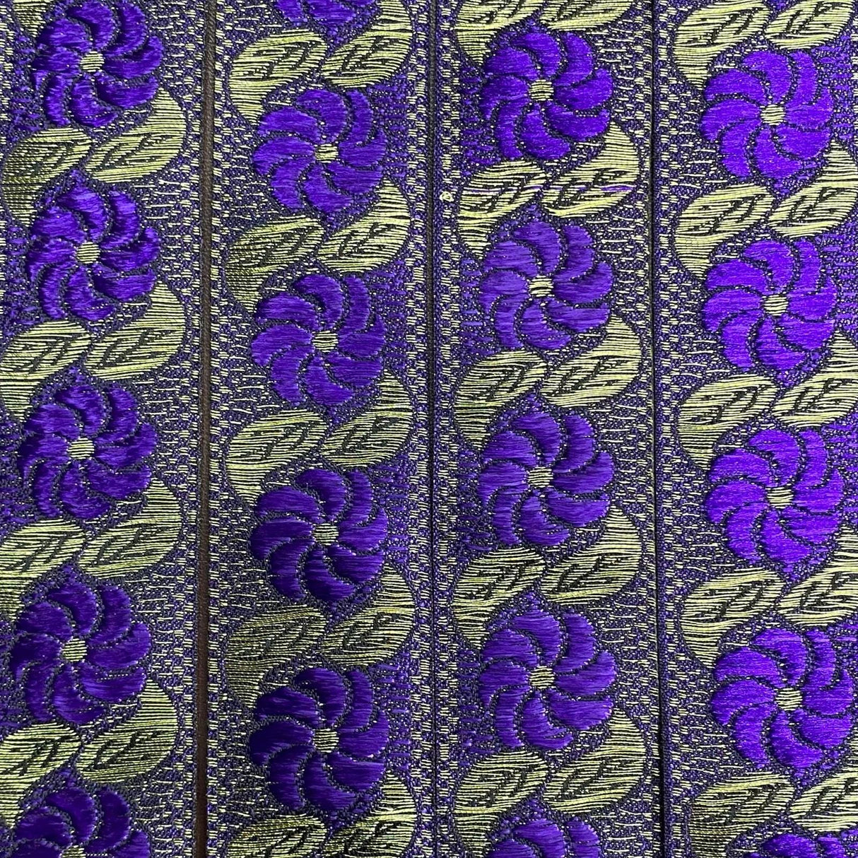Pound A Metre Per Metre, Metallic Trimming, 25mm Wide (Purple Floral)
