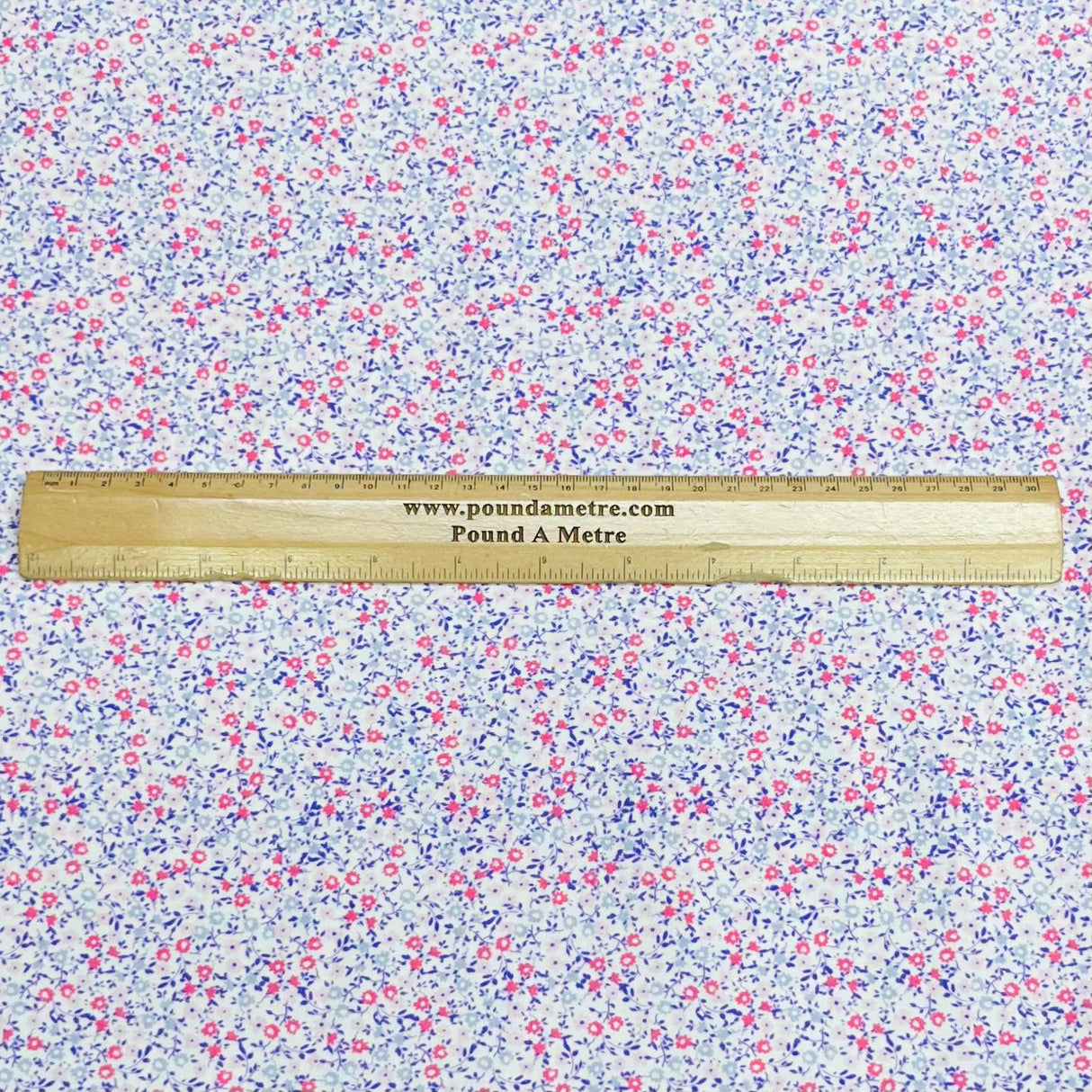 Pound A Metre Per Metre Premium Digital Cotton 45'' Wide (Eden Garden)