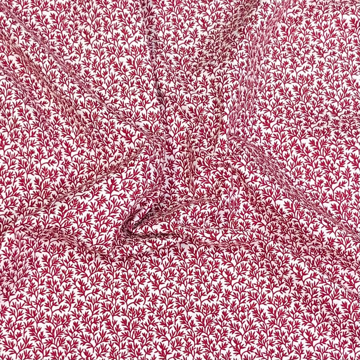 Pound A Metre Per Metre Premium Digital Cotton 45'' Wide (Floral)