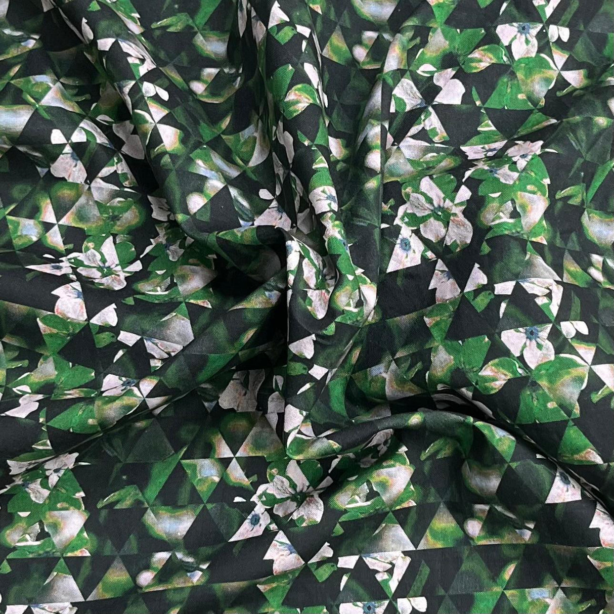Pound A Metre Per Metre Premium Digital Cotton 45'' Wide (Jungle)