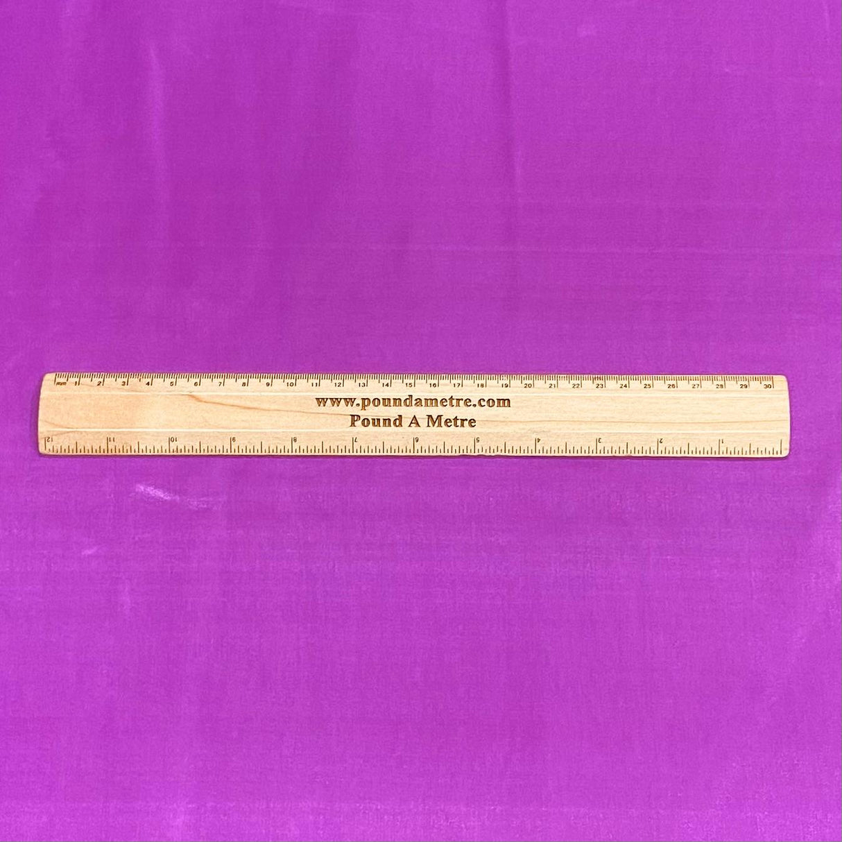 Pound A Metre Per Metre Per Metre Profession Quality Acetate Lining 60" Wide (Grape)