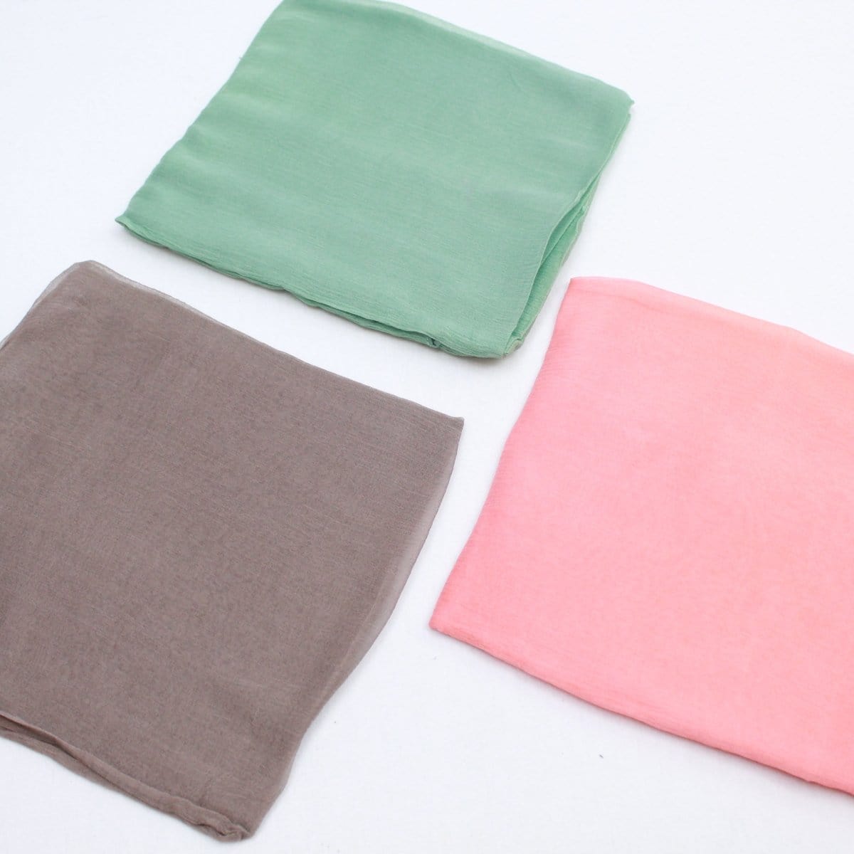 Pound A Metre 10 x 1.8mtrs total 18 Metres 10 x 2 yd Crinkle Chiffon Fabrics For £1, Crinkle Yoryu Approx
