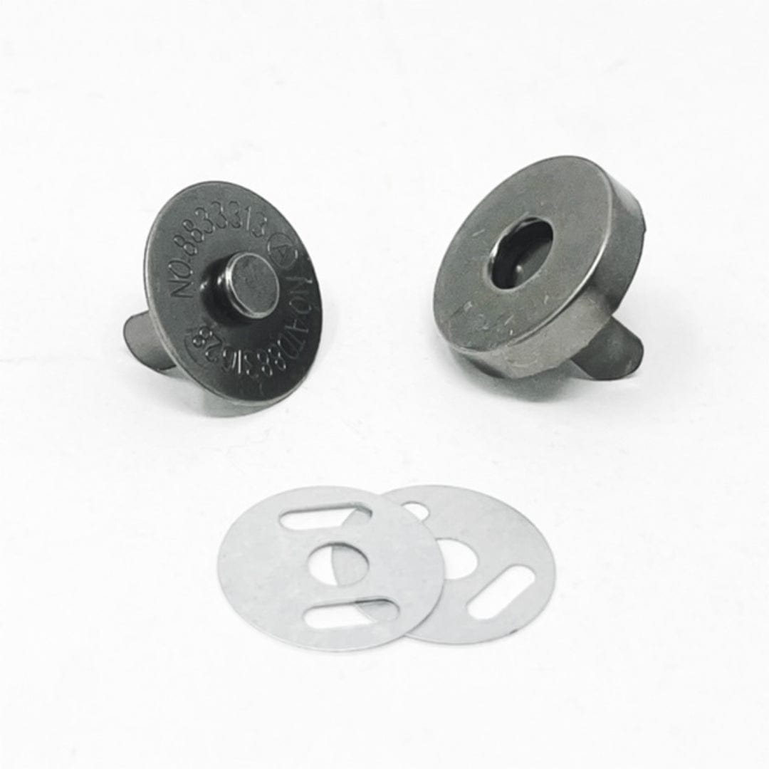 Pound A Metre Gunmetal Grey / Pack Of 4 18mm Magnetic Fasteners For Bags- 4 Cols- Complete Pack Of 4