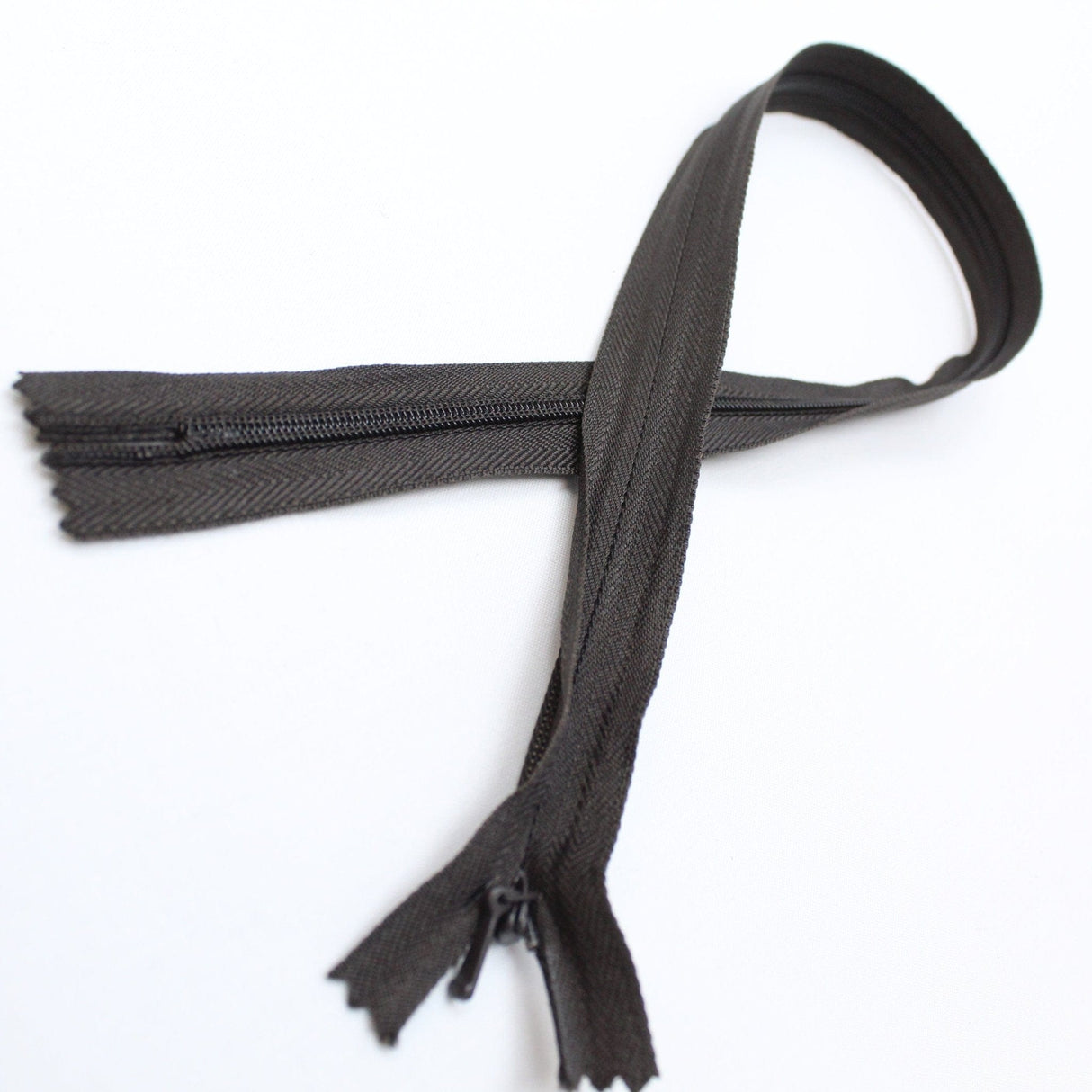 Pound A Metre BLACK / 50cm 50cm - Concealed Invisible Zip - Variety of Colours