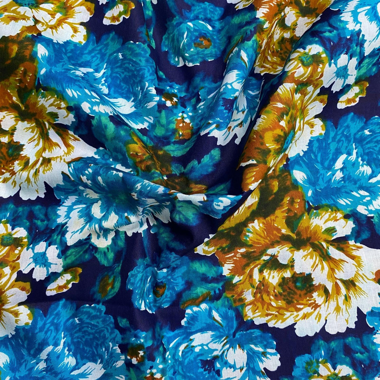 Pound A Metre 2.9 Metres Luxury Printed Cotton – 36" Wide- (Blue Flower)