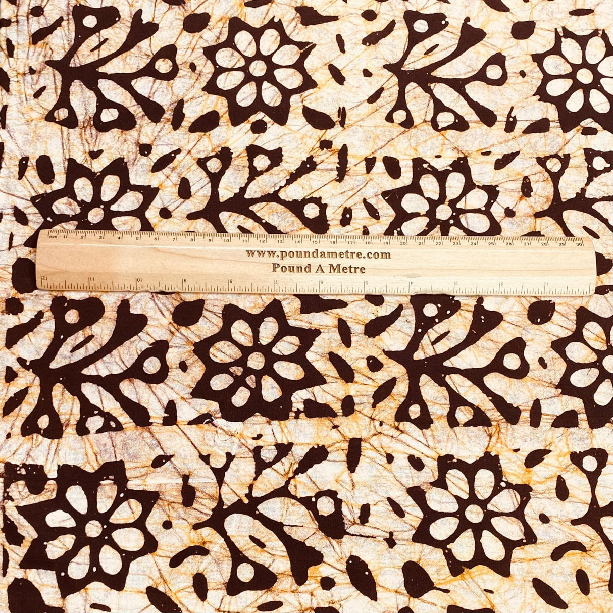Pound A Metre 2.9 Metres 2.9 Metres Premium Quality 100% Cotton Batik - 45" Wide -  (Design 10, Col 6)