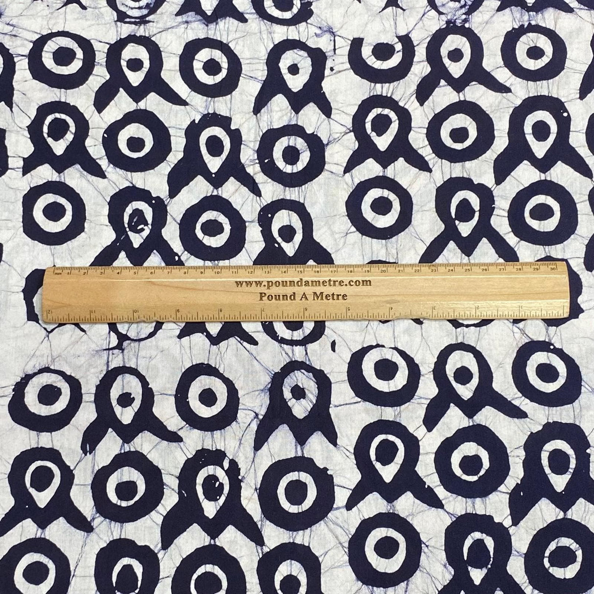 Pound A Metre 2.9 Metres 2.9 Metres Premium Quality 100% Cotton Batik - 45" Wide -  (Design 11, Col 4)