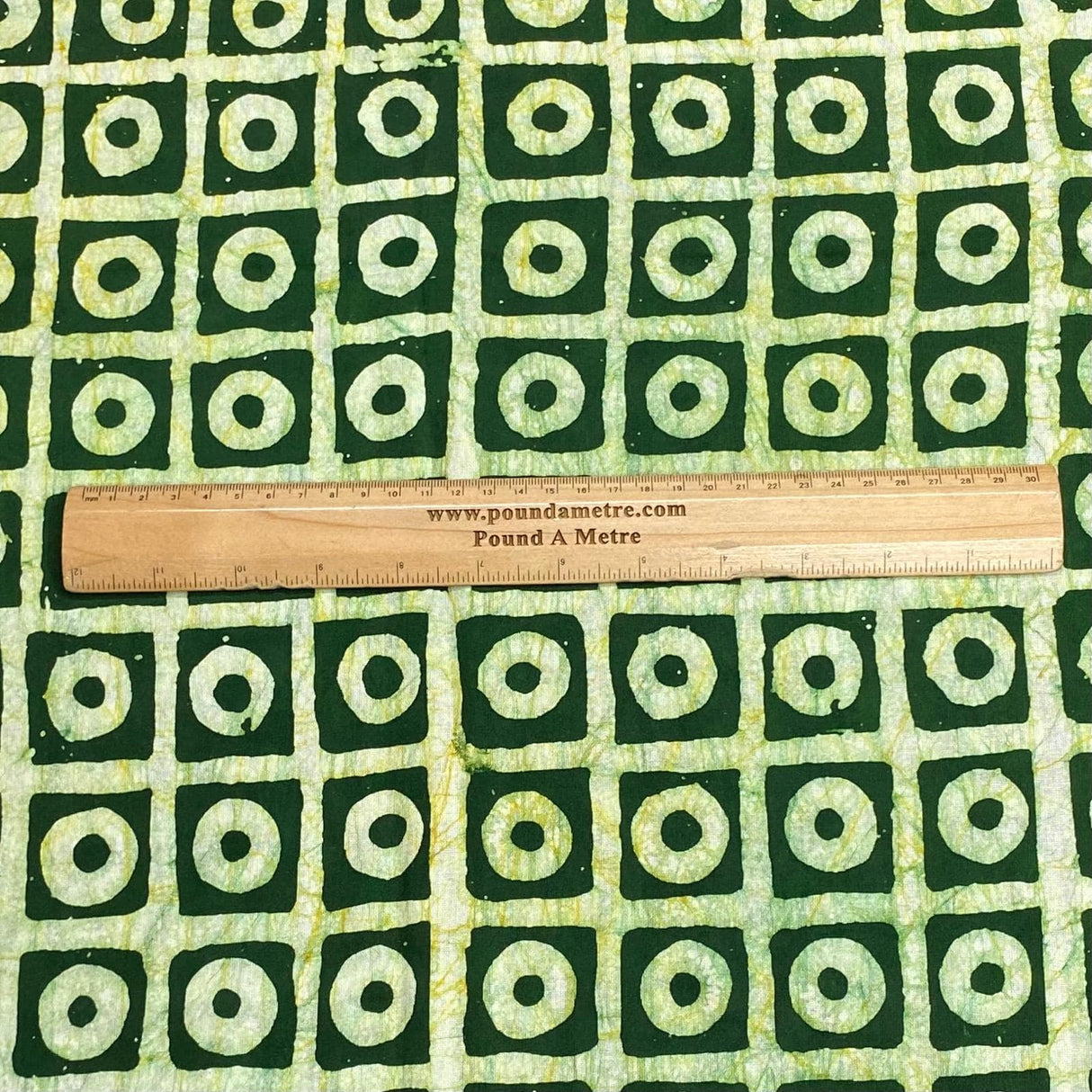 Pound A Metre 2.9 Metres 2.9 Metres Premium Quality 100% Cotton Batik - 45" Wide -  (Design 4, Col 2)