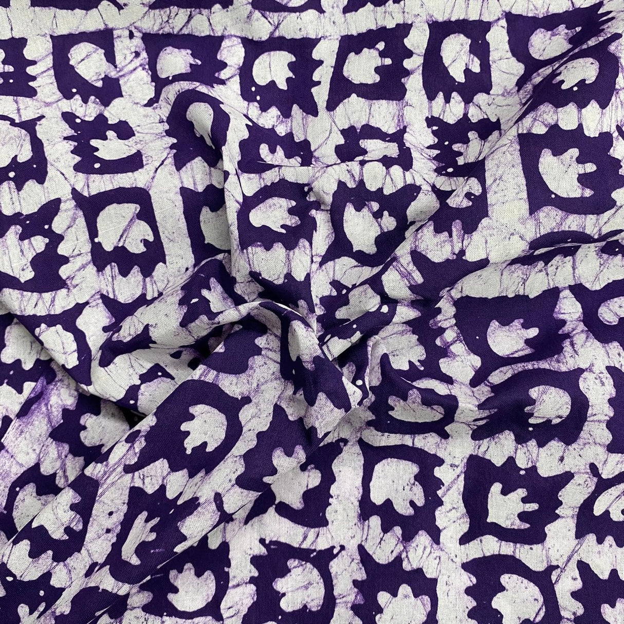 Pound A Metre 2.9 Metres 2.9 Metres Premium Quality 100% Cotton Batik - 45" Wide -  (Design 6, Col 4)