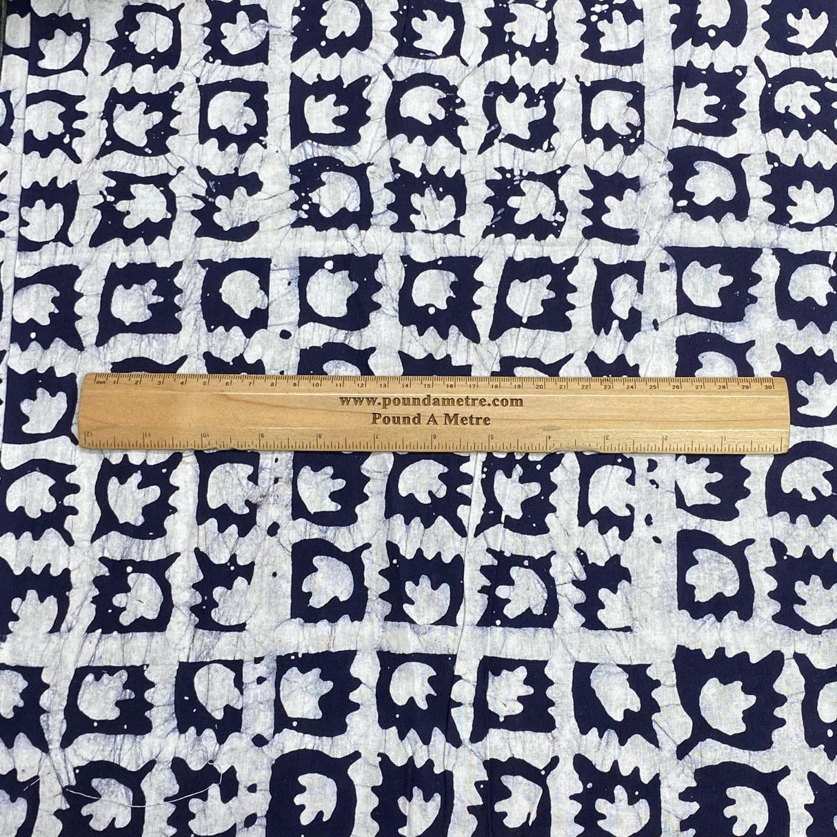 Pound A Metre 2.9 Metres 2.9 Metres Premium Quality 100% Cotton Batik - 45" Wide -  (Design 6, Col 6)