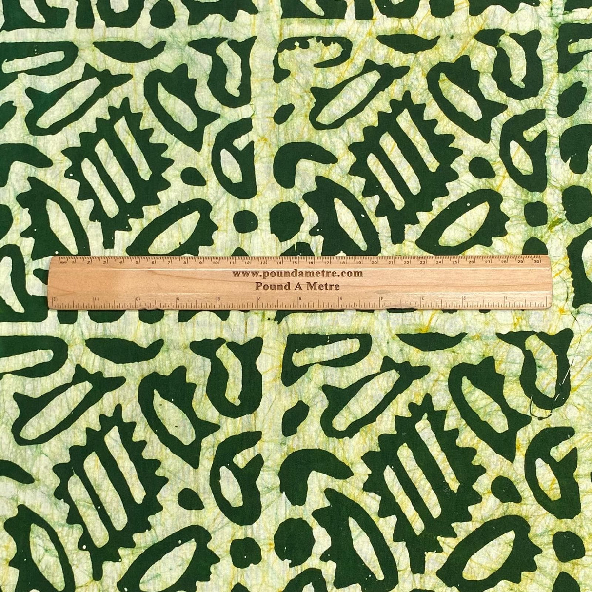 Pound A Metre 2.9 Metres 2.9 Metres Premium Quality 100% Cotton Batik - 45" Wide -  (Design 7, Col 3)