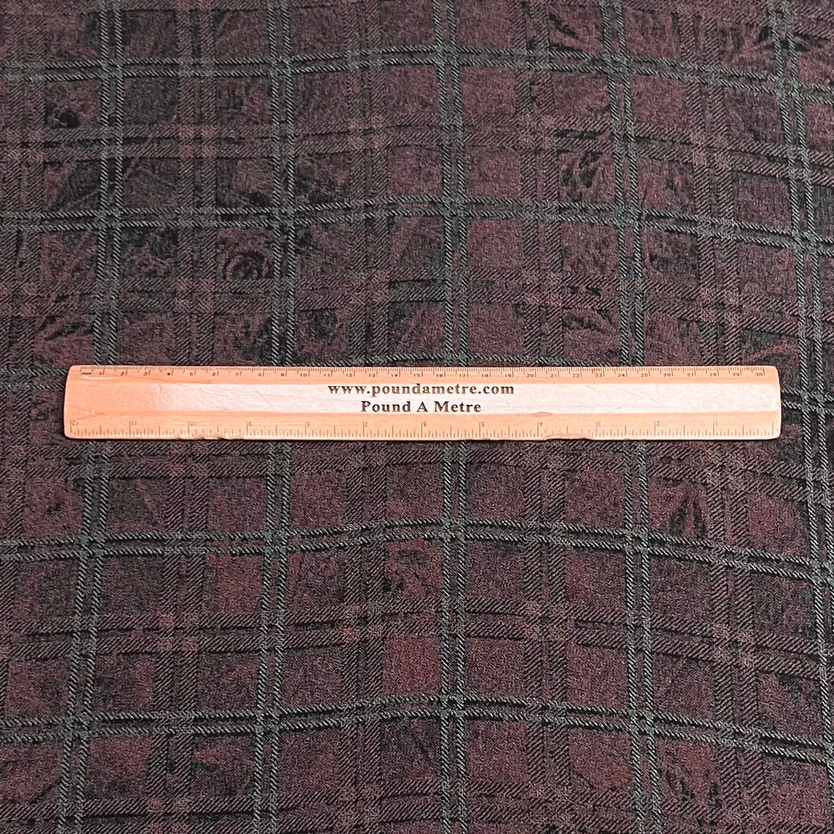 Pound A Metre 3 Metre Luxurious Pashmina Fabric - 36'' Wide (Checked)