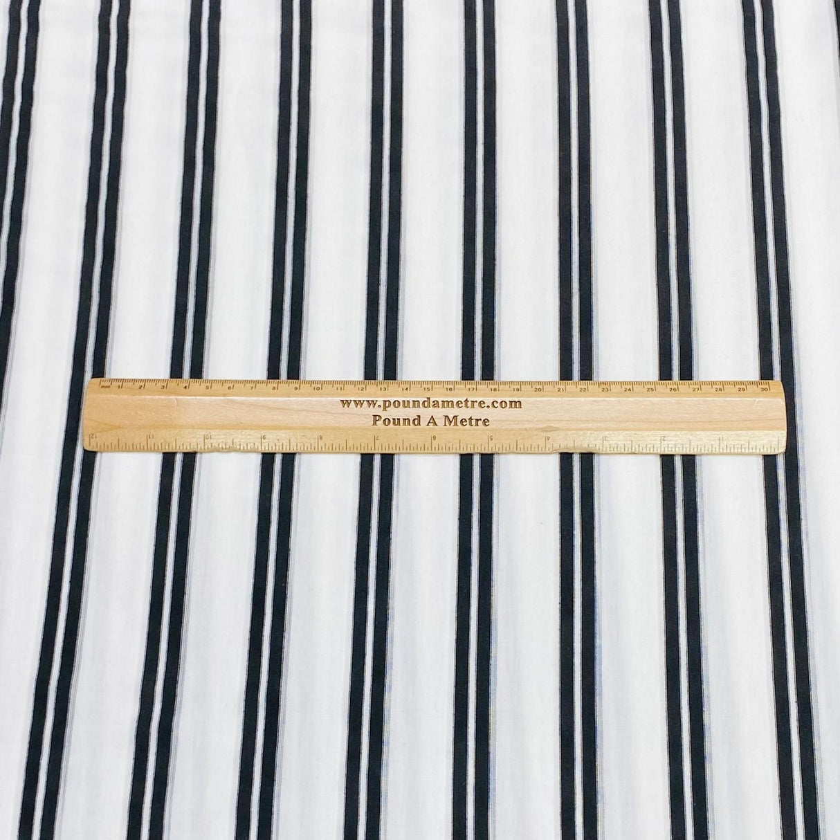 Pound A Metre 3 Metres 3 Metre Luxurious Soft Printed Ribbed Jersey - 55"- (Black & White)