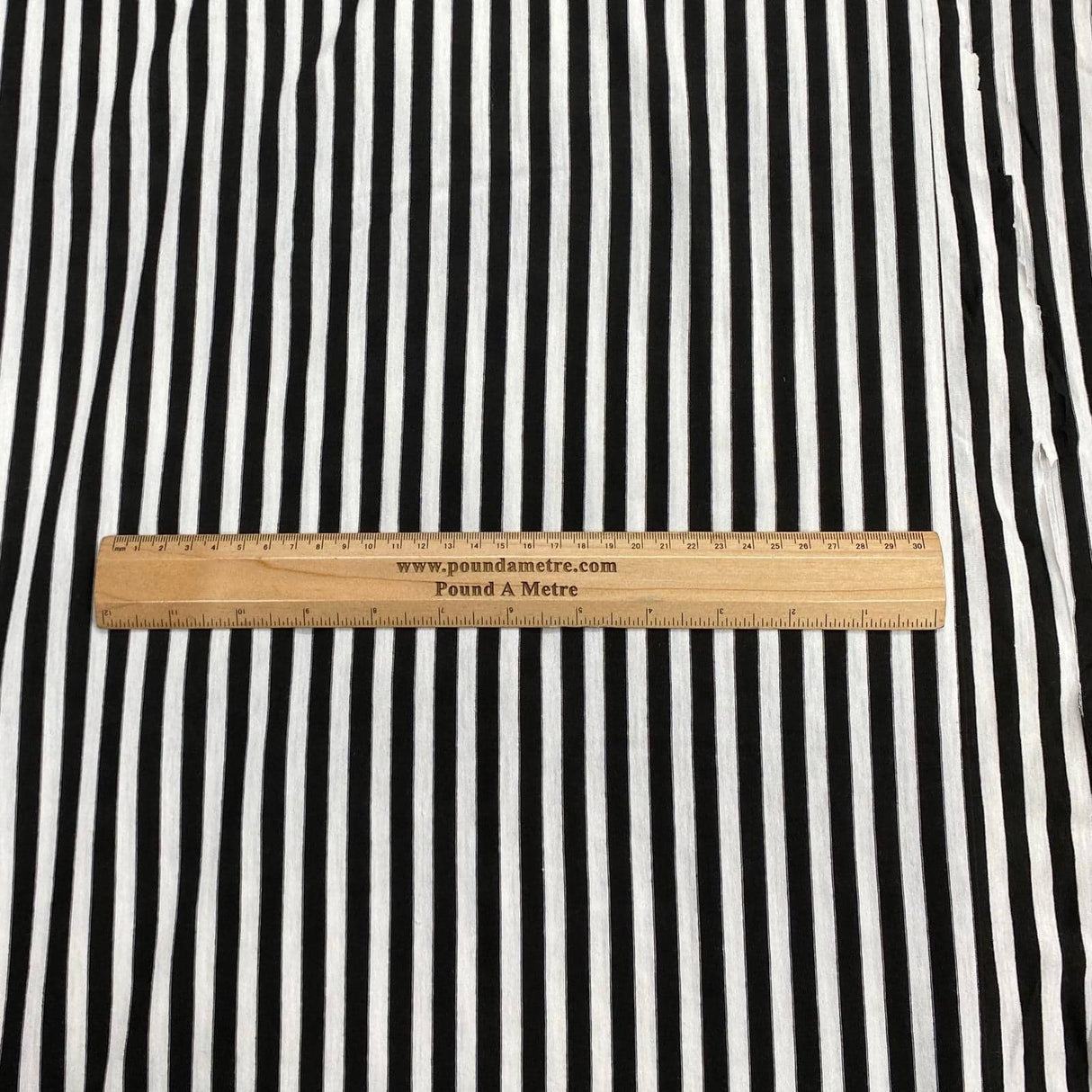 Pound A Metre 3 Metres 3 Metre Luxurious Soft Viscose Jersey - 55"-  (White & Black)