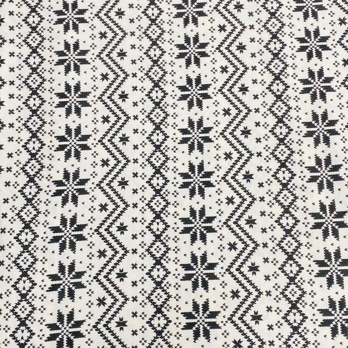 Pound A Metre 3 Metres 3 Metre Luxurious Soft Viscose Jersey - 60"-  (White & Black)