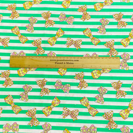 Pound A Metre 3 Metres 3 Metres Beautiful Digitally Printed 100% Cotton- 45" Wide (Green Bows)
