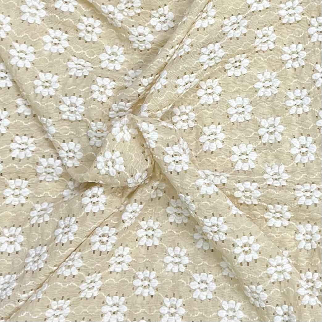 Pound A Metre 3 Metres Beautiful Floral Lace 45'' Wide (Beige)