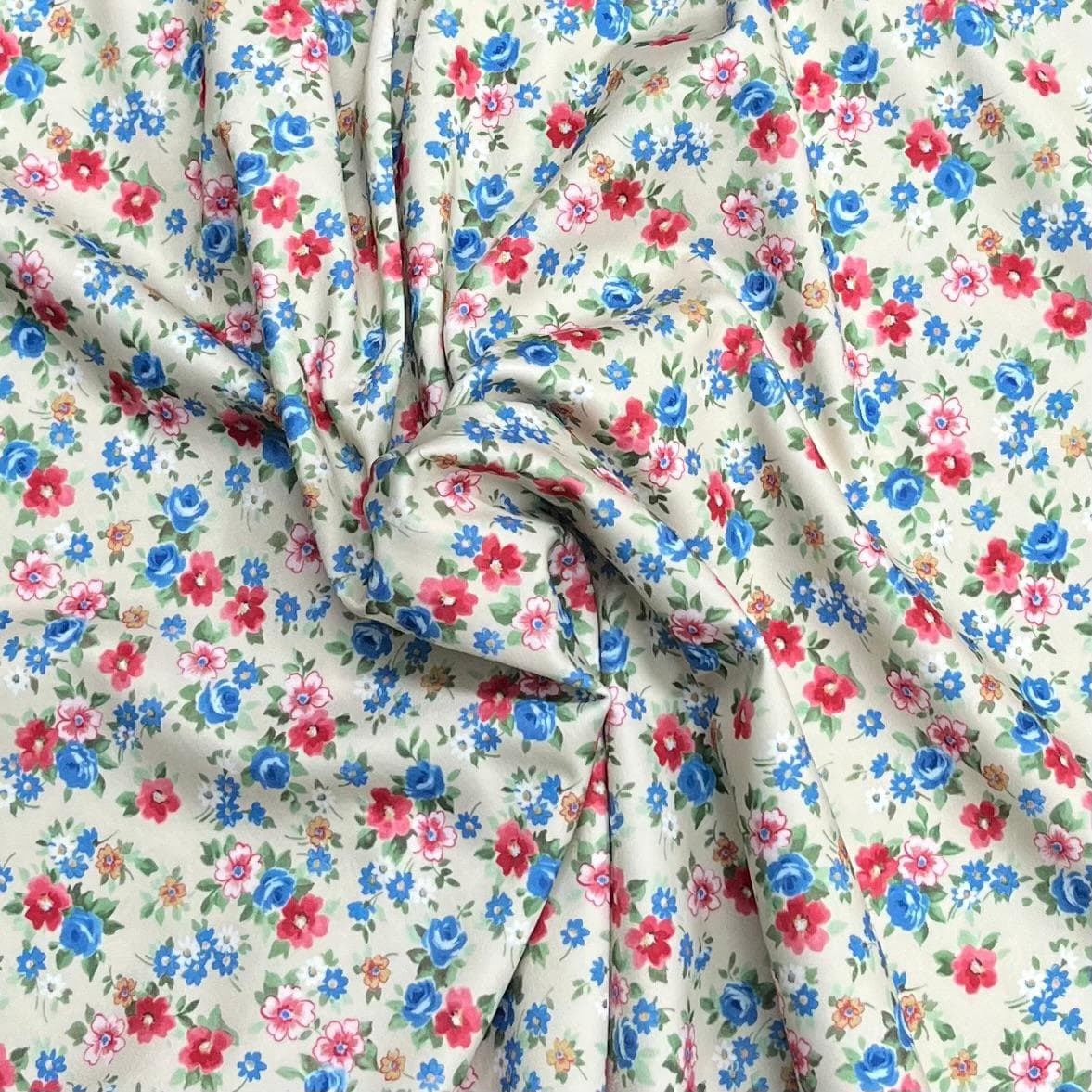 Pound A Metre 3 Metres Beautiful Heavyweight Printed Jersey 55" Wide (Small Flowers)