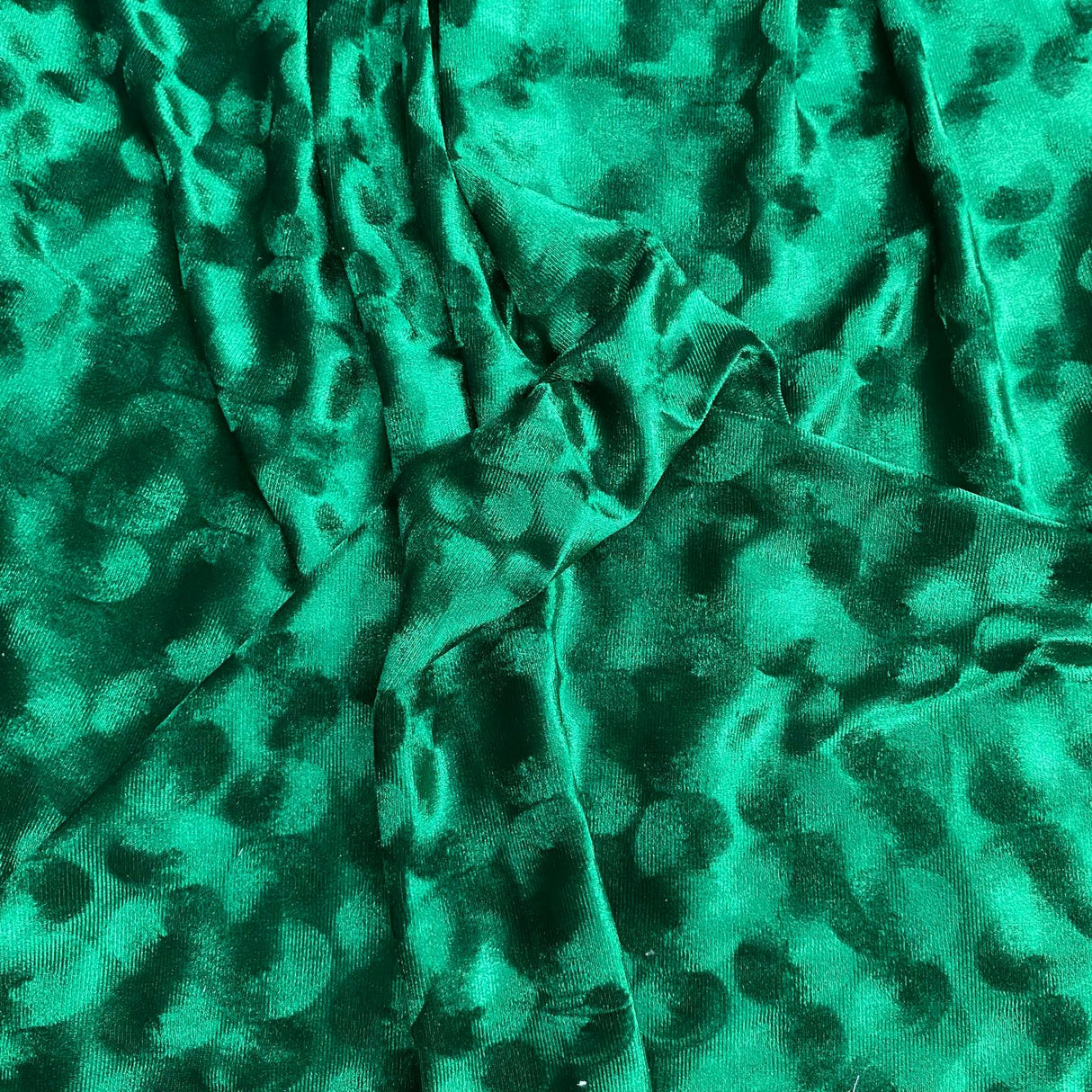 Pound A Metre 3 Metres Embossed Soft Velvet 55" Wide - (Grass)