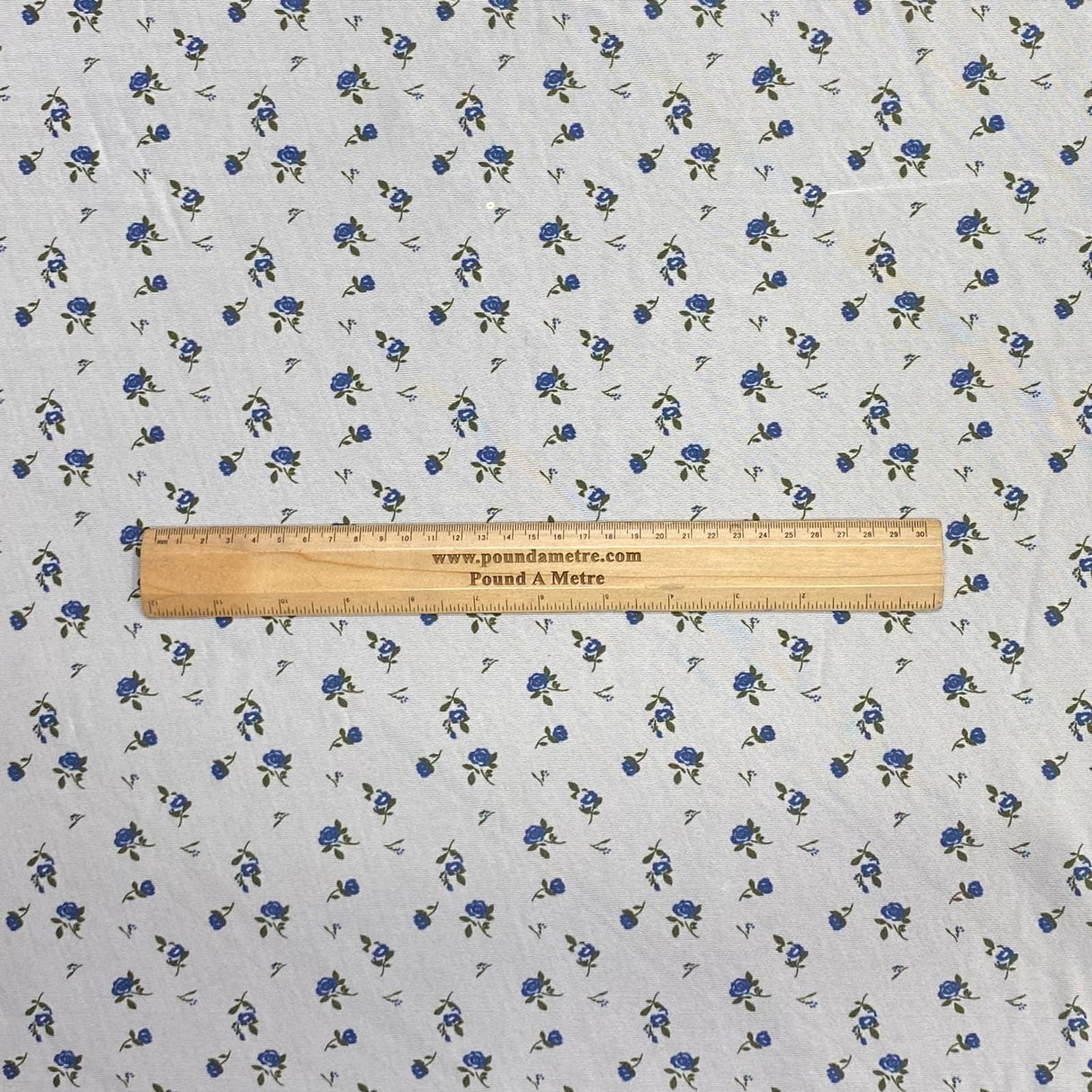 Pound A Metre 3 Metres Luxurious Printed  Lightweight Jersey 55" Wide (Blue & White Floral)
