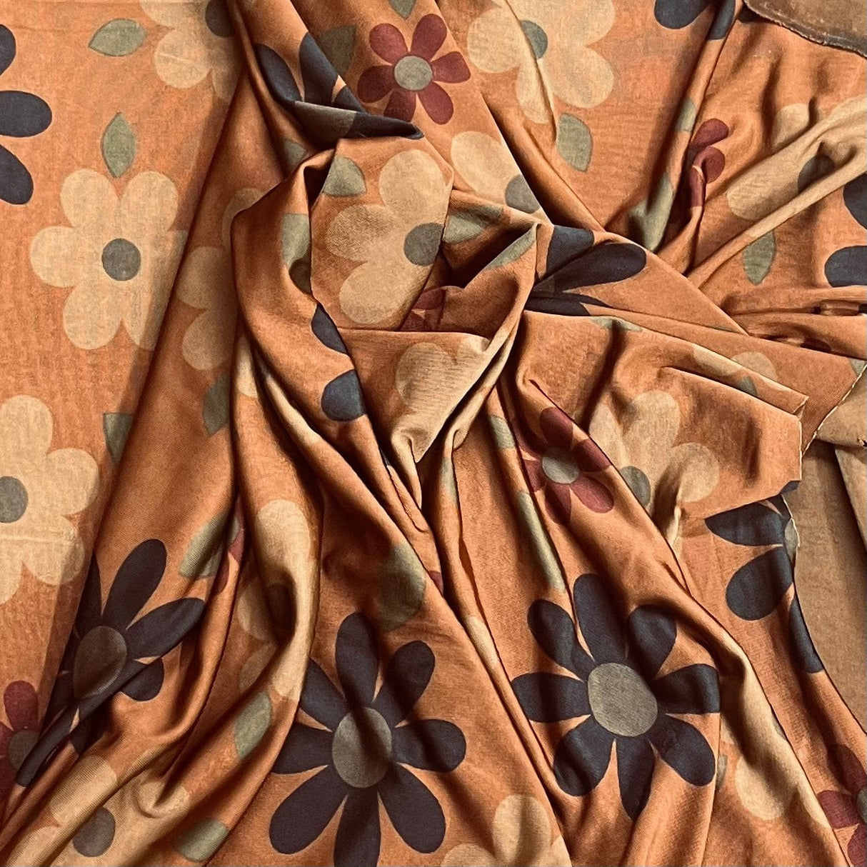 Pound A Metre 3 Metres Luxurious Printed Lycra Jersey 55" Wide (Flower)