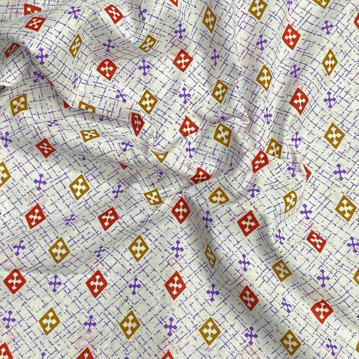 Pound A Metre 3 Metres 3 Metres Luxury 100% Cotton - 36" Wide - (Red & Gold)